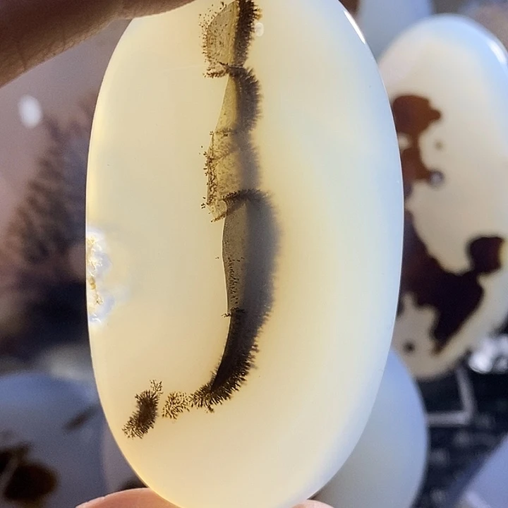 未镶嵌颈饰玛瑙/玉髓用****0