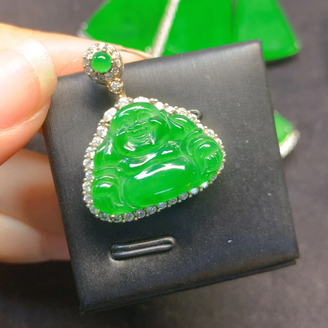 【闪购商品】颈饰银S925镶嵌翡翠