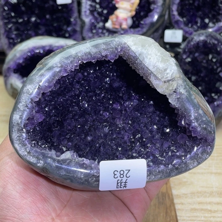 未镶嵌大型摆件（非配饰）水晶