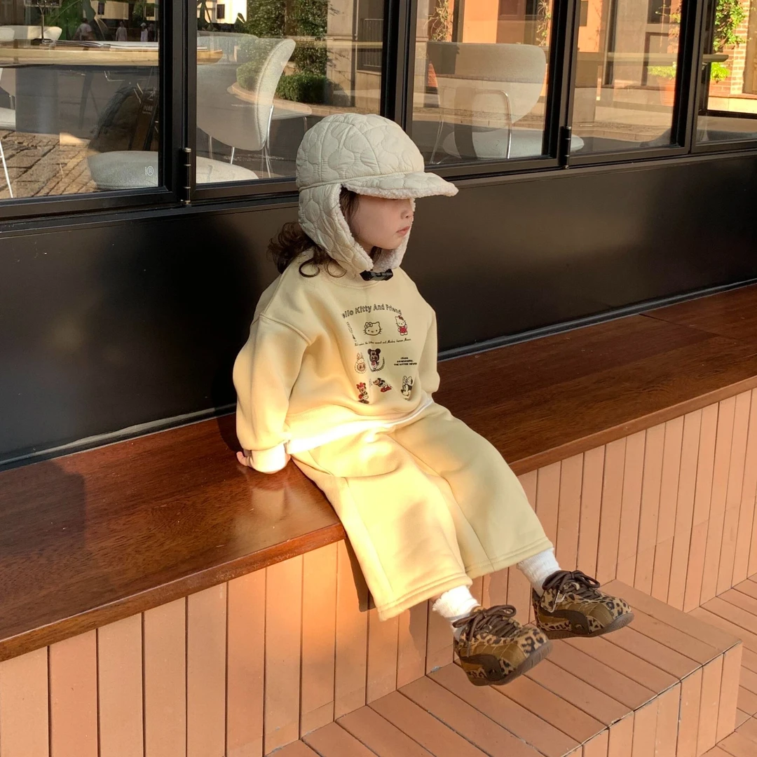 壹妈韩版童装女童秋冬新款套装洋气女宝黄色可爱印花套头卫衣卫裤