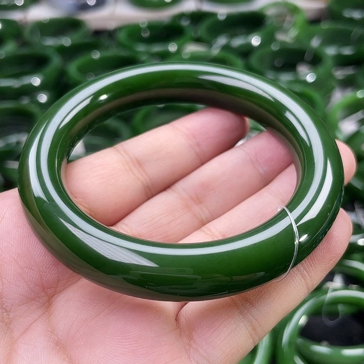 未镶嵌手镯和田玉（碧玉）