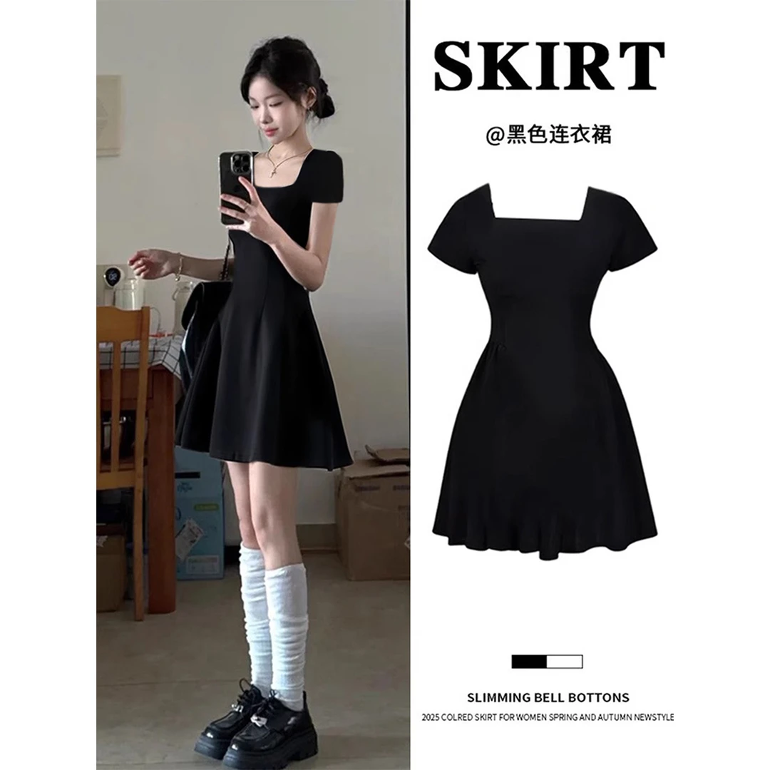 黑色收腰连衣裙女2025夏季穿搭小黑裙子夏日绝美漂亮掐腰短裙套装