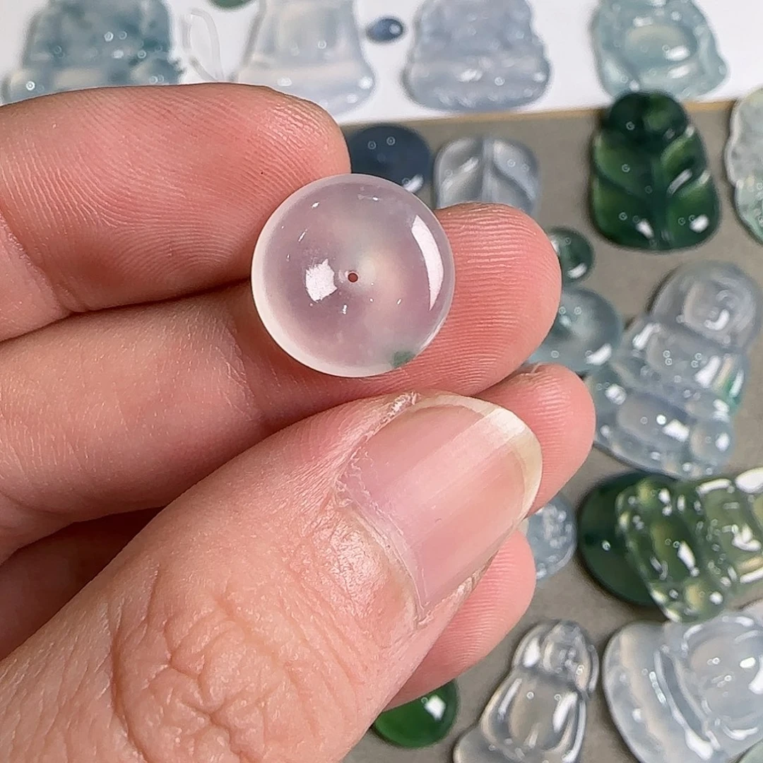 翡翠未镶嵌颈饰