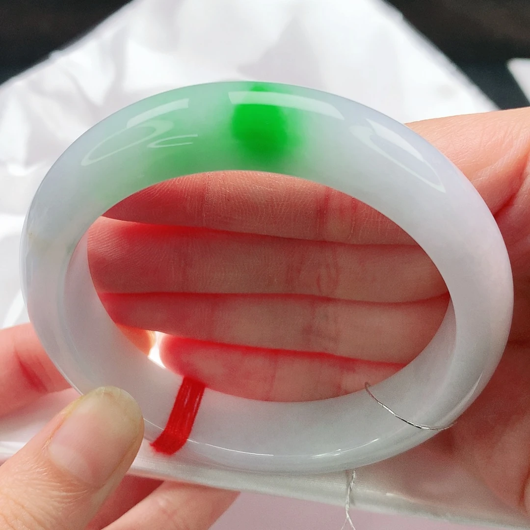 翡翠未镶嵌手镯57圈