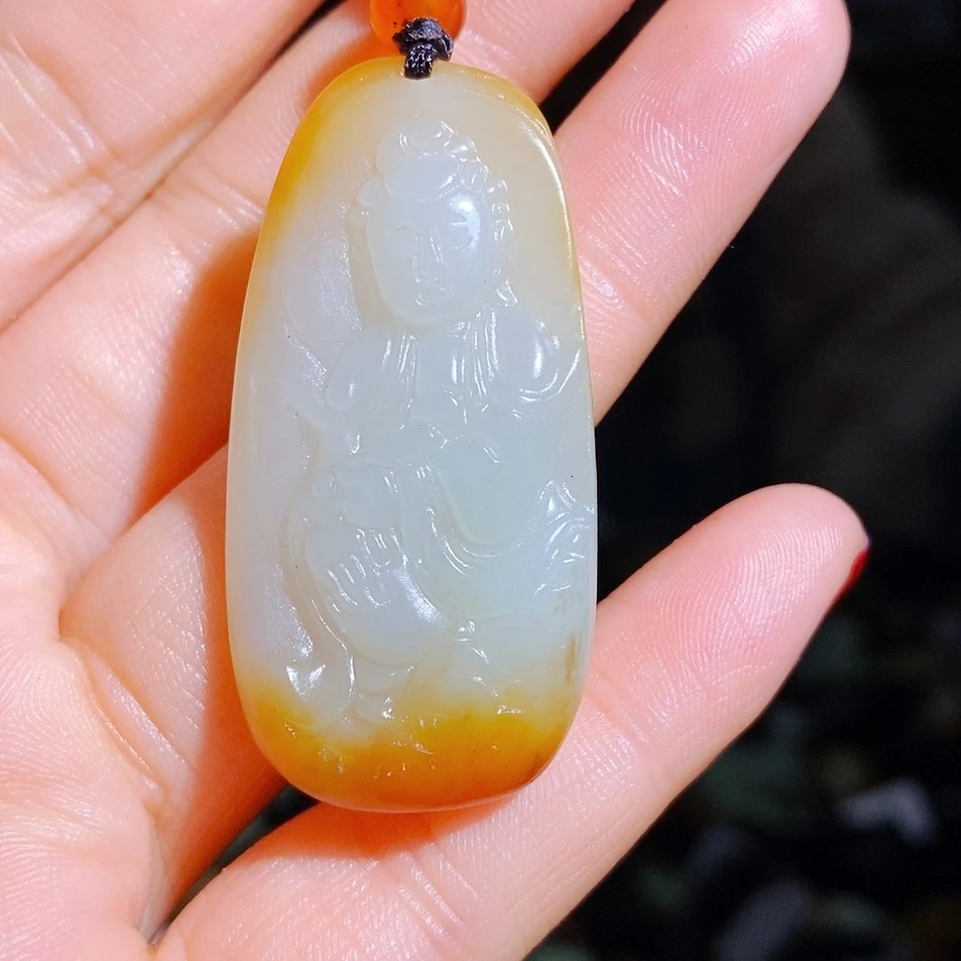 和田玉颈饰未镶嵌