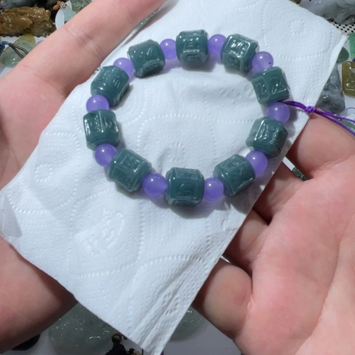 翡翠颈饰未镶嵌天然