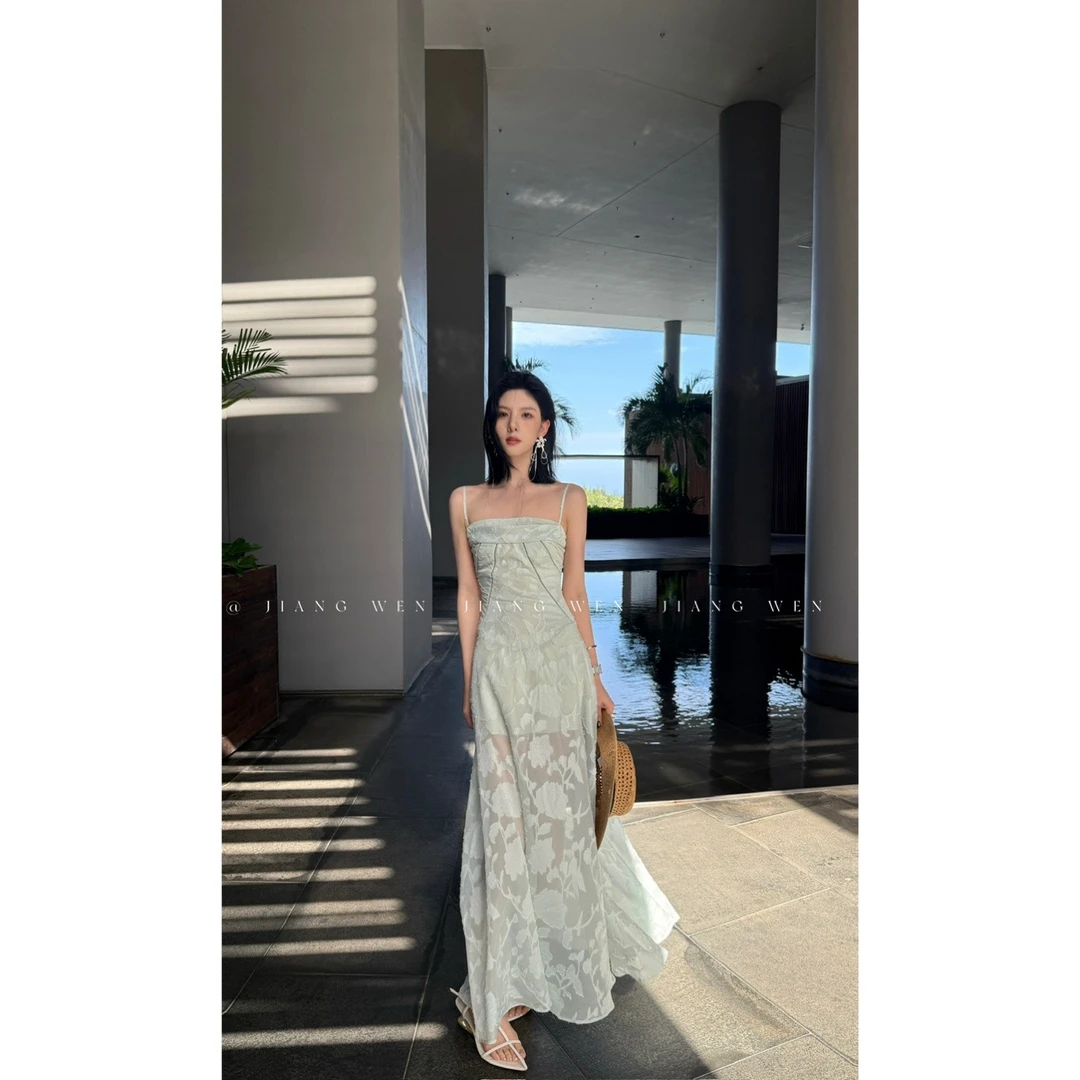 UKILAU【里海清波】法式度假风吊带连衣裙网纱收腰显瘦气质长裙