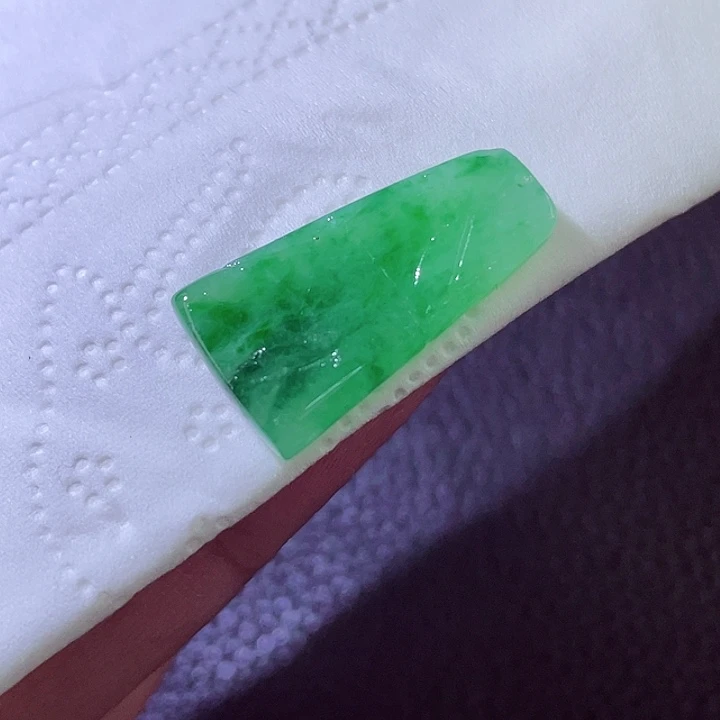 未镶嵌定制翡翠翡翠