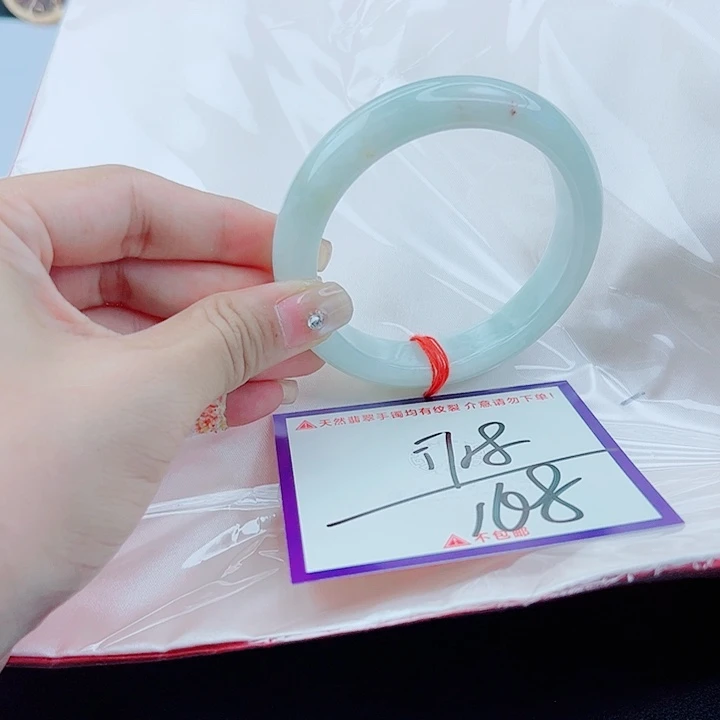 翡翠未镶嵌手镯翡翠