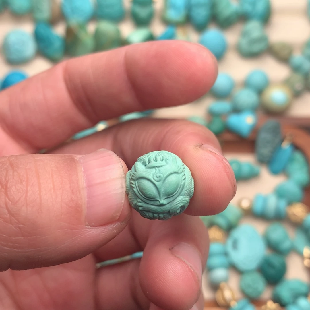 大***然绿松石未镶嵌颈饰