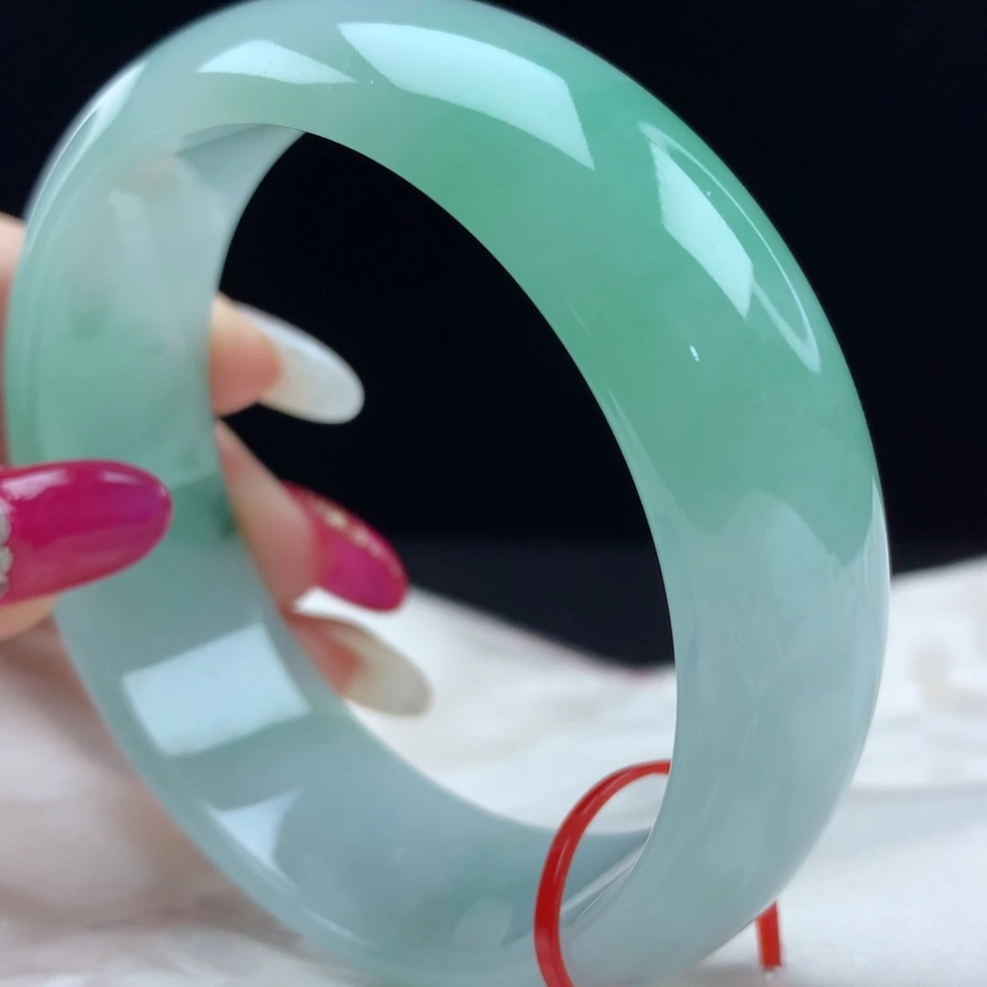 未镶嵌手镯翡翠97106,