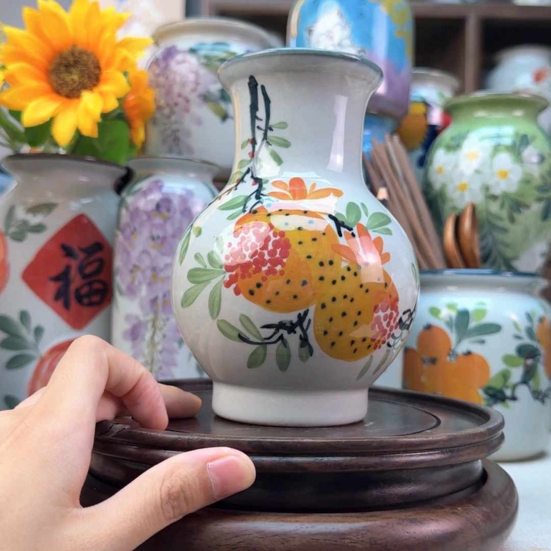 景德镇纯手绘陶瓷花瓶