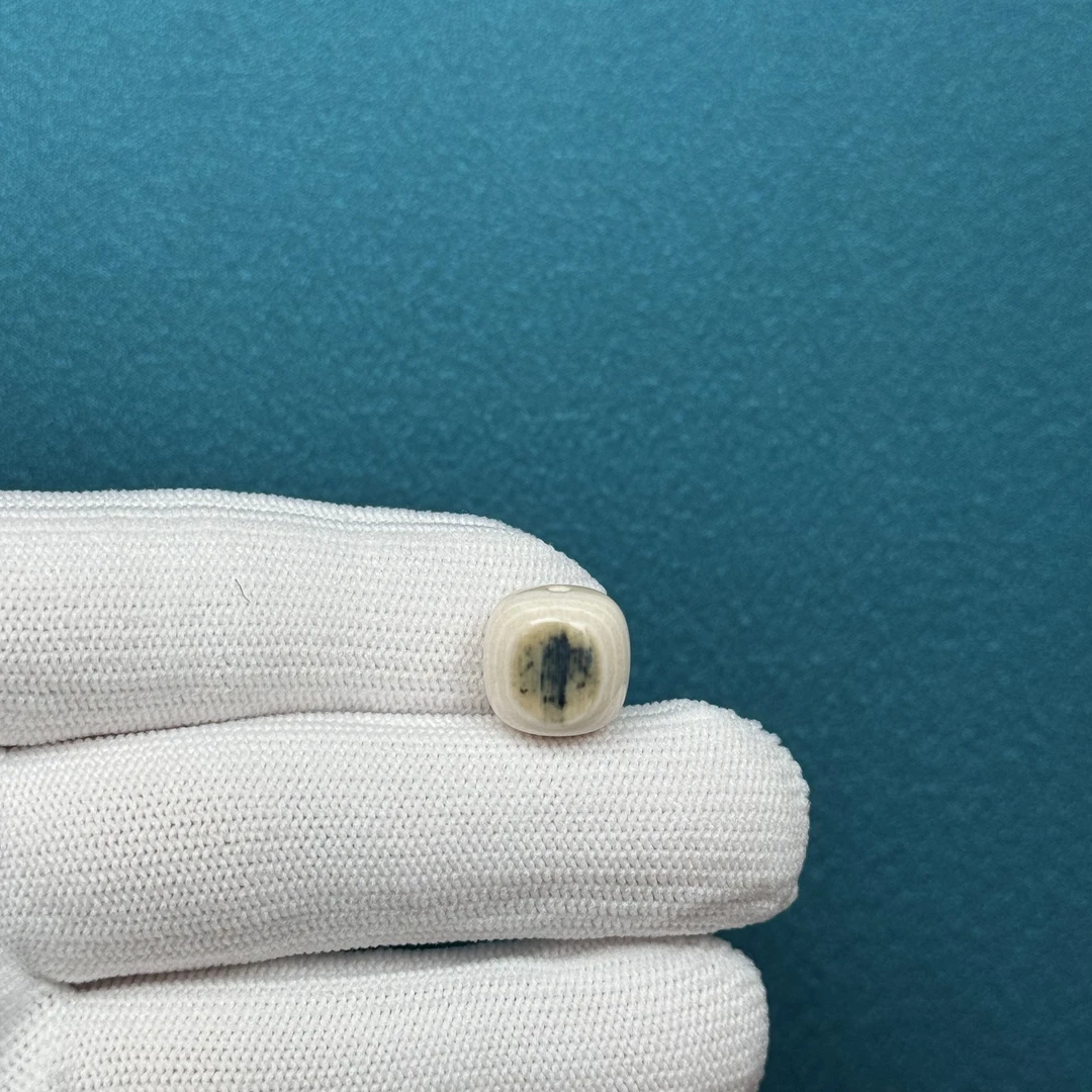 D32-44天然猛犸牙蓝眼睛老型 12.3*12.1mm一物一图