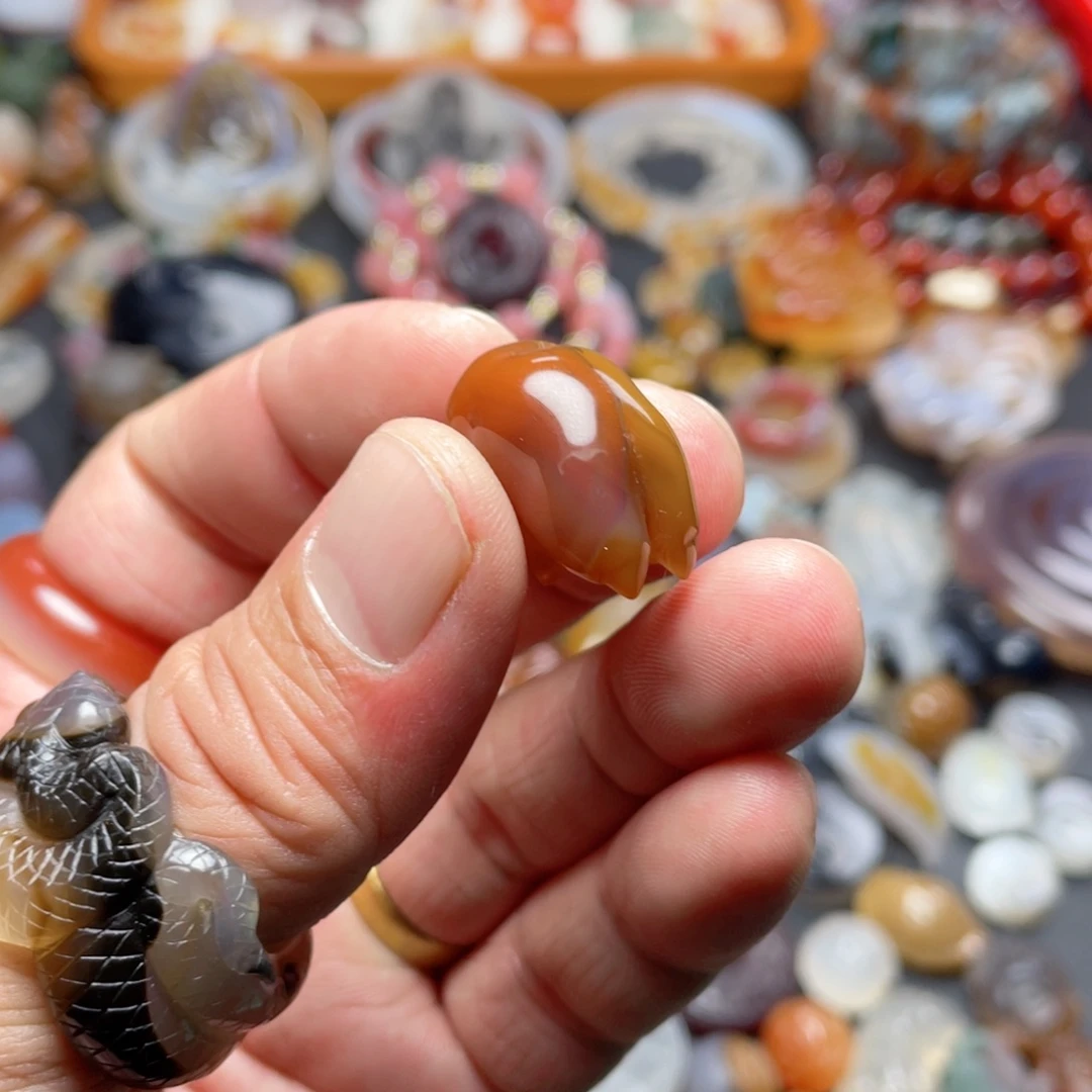 玛瑙/玉髓未镶嵌颈饰