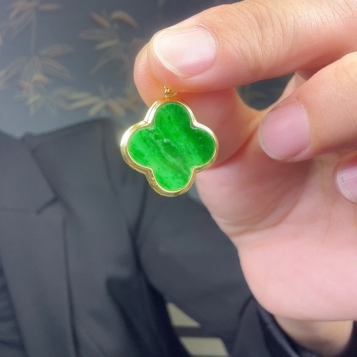 用***梅翡翠银S925镶嵌吊坠(不含链)