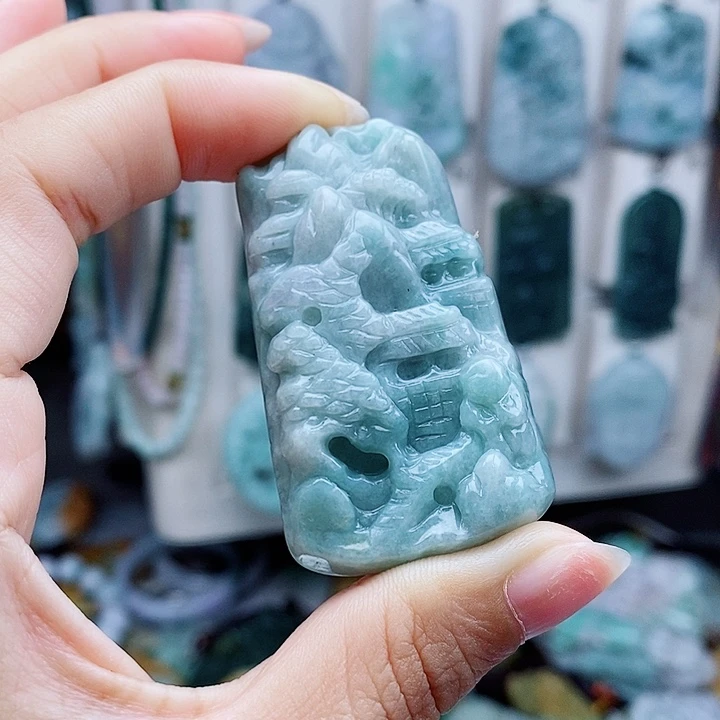 翡翠未镶嵌颈饰翡翠