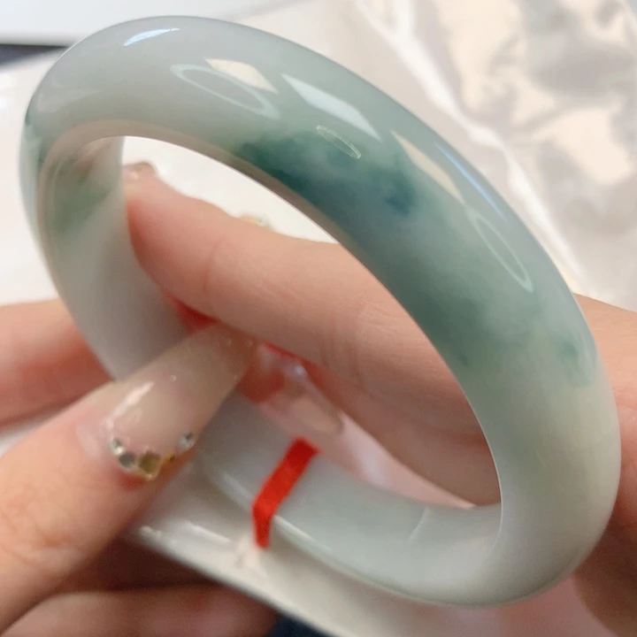 【闪购商品】翡翠手镯未镶嵌61圈