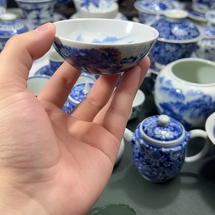 微瑕柴窑工笔山水卧足普洱杯