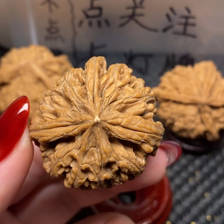 超***生文玩核桃吊坠文玩核桃异形单只