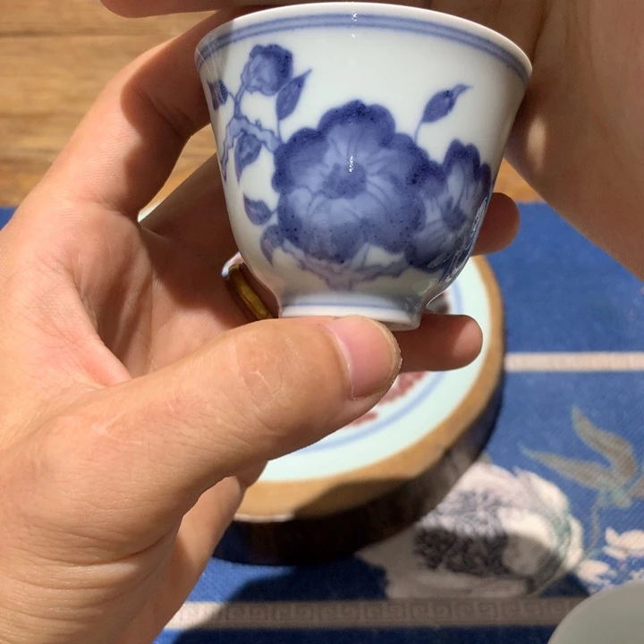 景德镇陶瓷青花主人杯