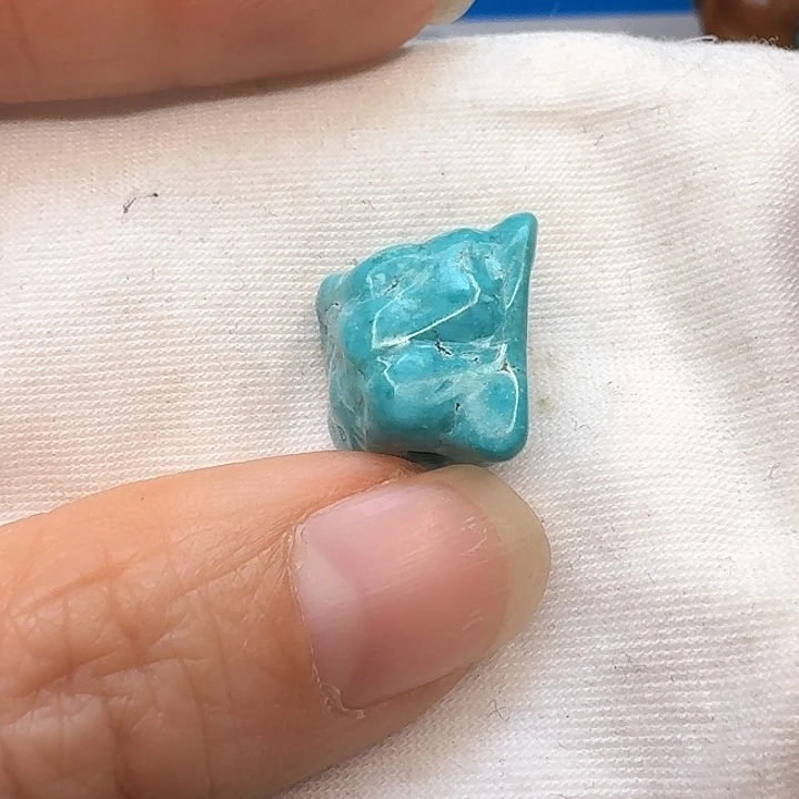 未镶嵌绿松石随型