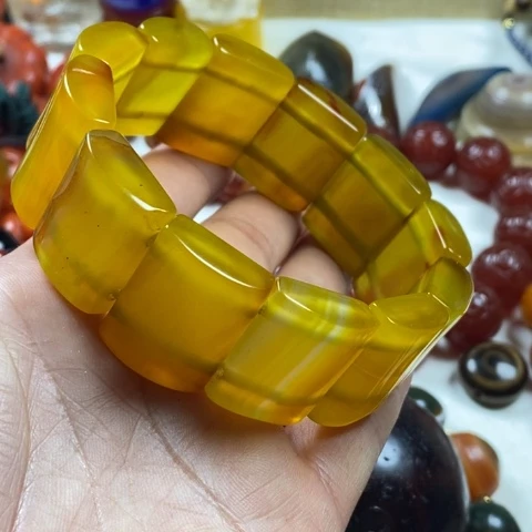 玛瑙/玉髓挂件未镶嵌