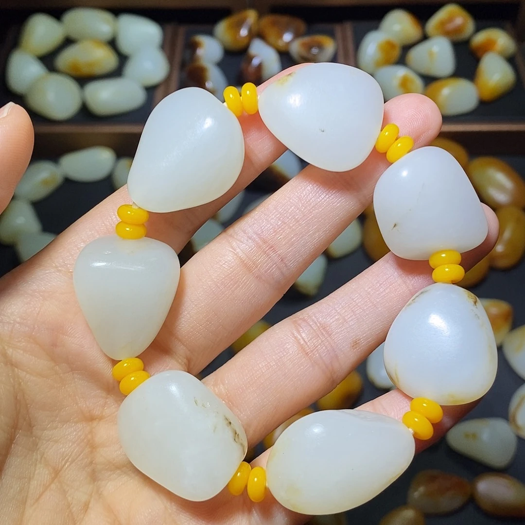 和田玉未镶嵌手链