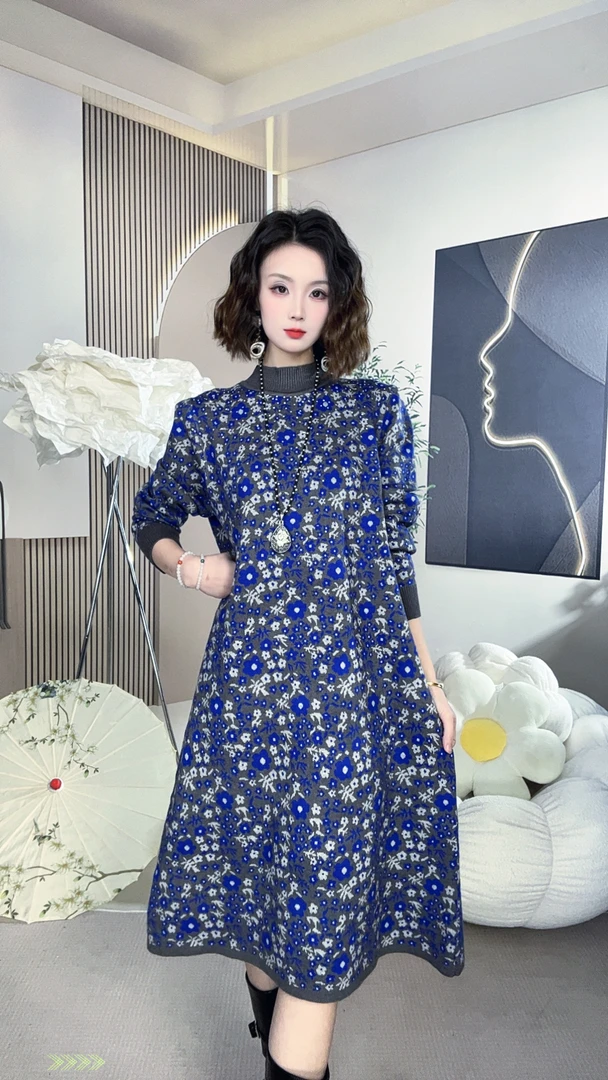 286号2025秋冬新款羊毛连衣裙显瘦羊毛A字连衣裙休闲洋气妈妈裙