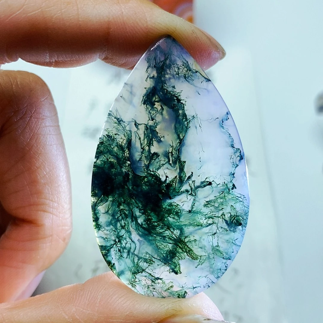 玛瑙/玉髓颈饰未镶嵌雨*