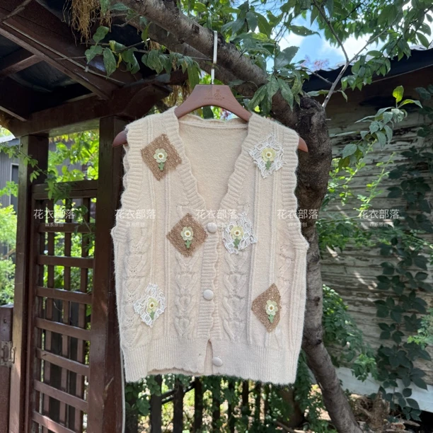 编号D66 花衣部落秋季复古百搭刺绣花朵针织马甲