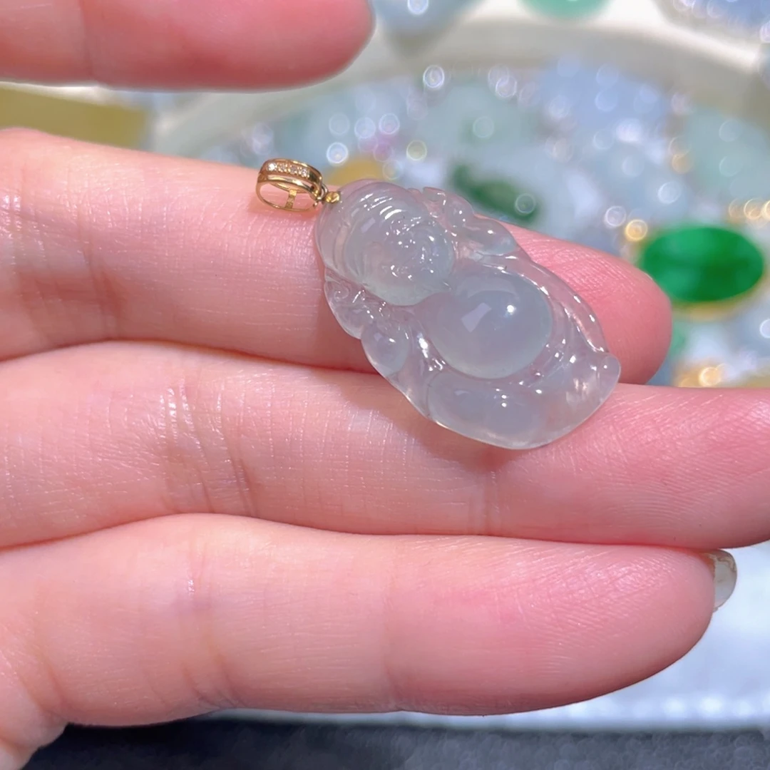 翡翠颈饰18K金镶嵌翡翠