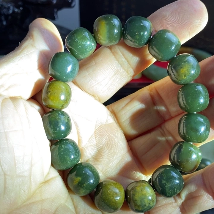 和田玉（糖玉）未镶嵌珠宝奇石