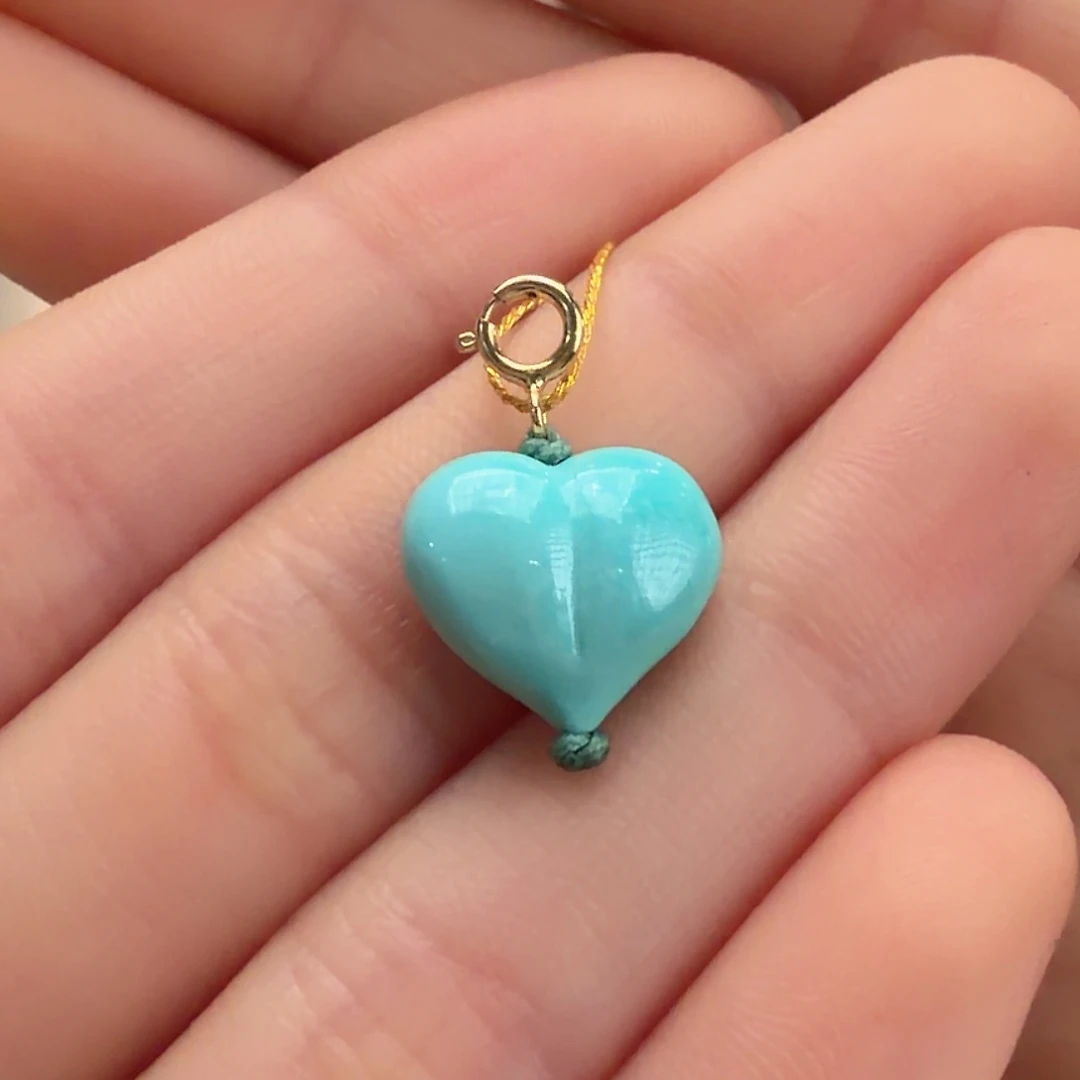 绿松石未镶嵌颈饰