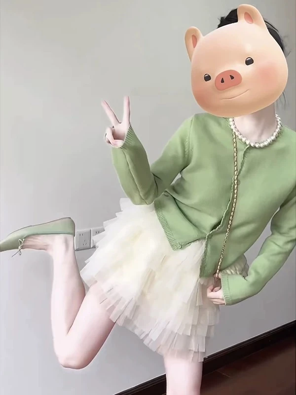 韩系时尚慵懒风显瘦独特针织衫2025年早春超好看减龄气质短裙套装