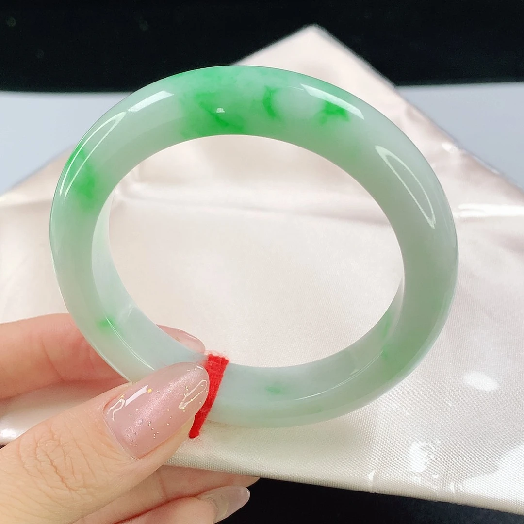翡翠手镯未镶嵌626翡翠