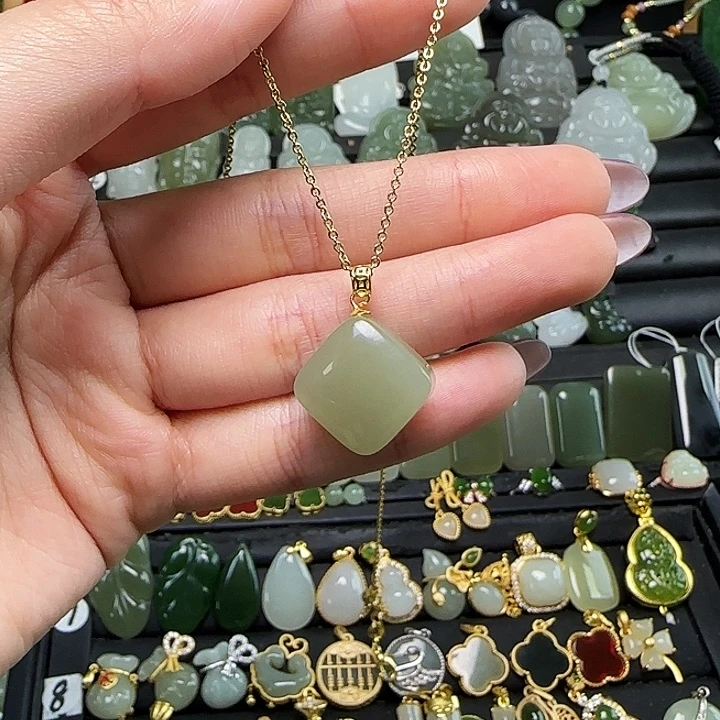 颈饰银S925镶嵌和田玉送链子送绳