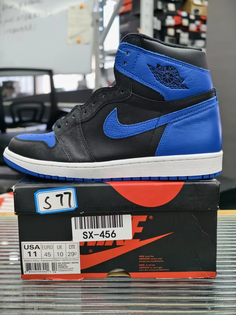 nike aj1 黑蓝 全新原盒 45码 11.29 孙 S77