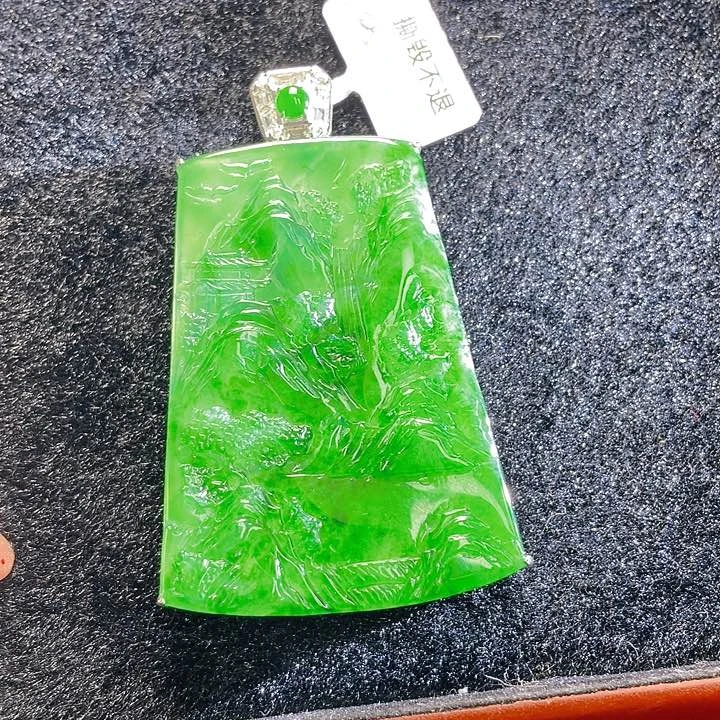 翡翠颈饰未镶嵌47，