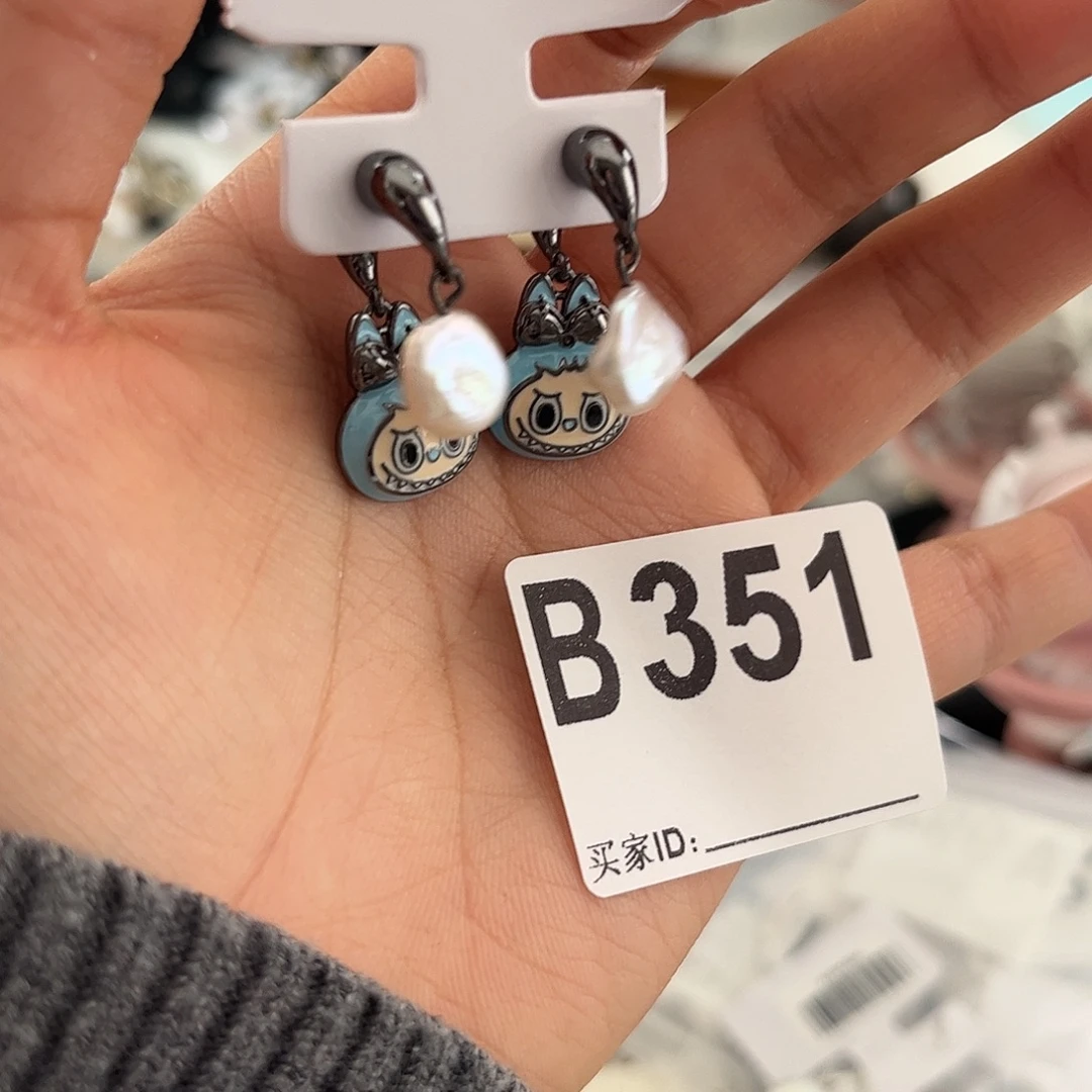 淡水珍珠合金耳饰