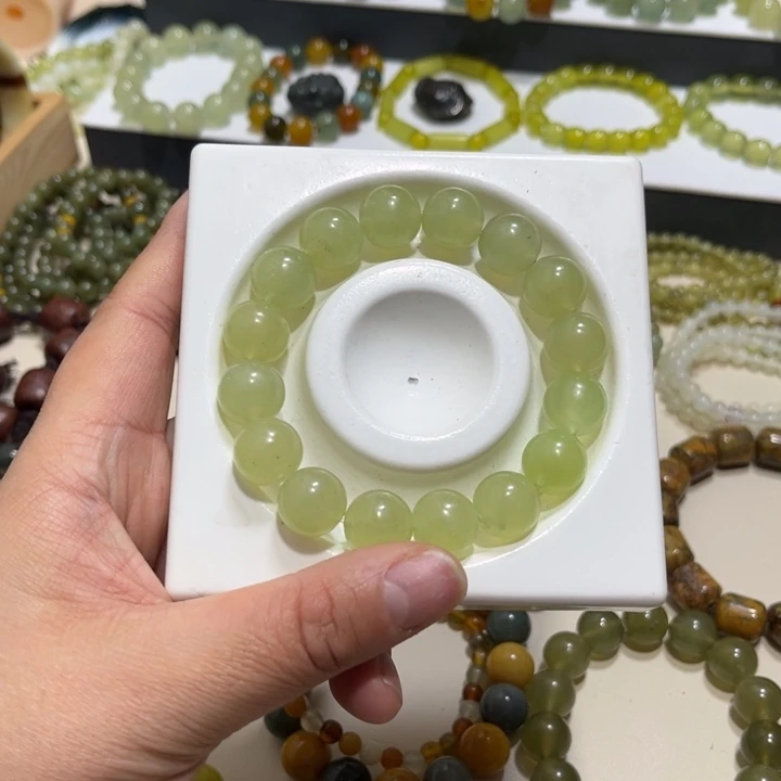 蛇纹石玉未镶嵌手链卡14