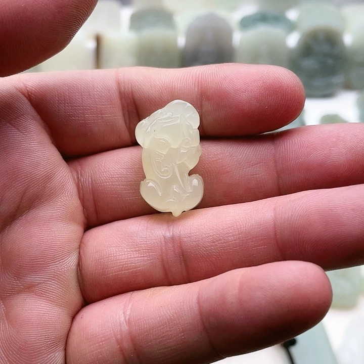 和田玉颈饰未镶嵌•****•