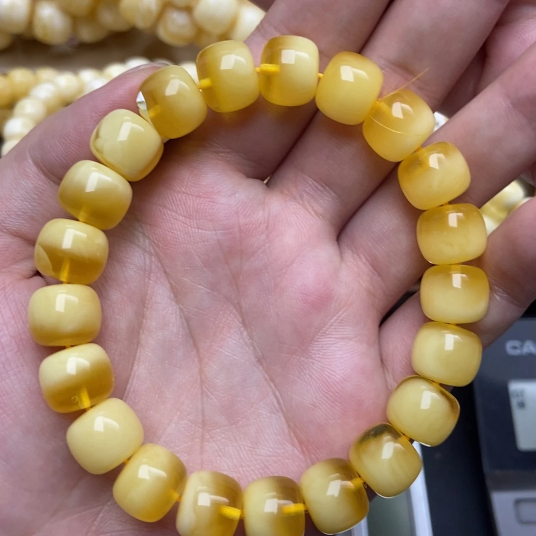 蜜蜡未镶嵌珠宝奇石203