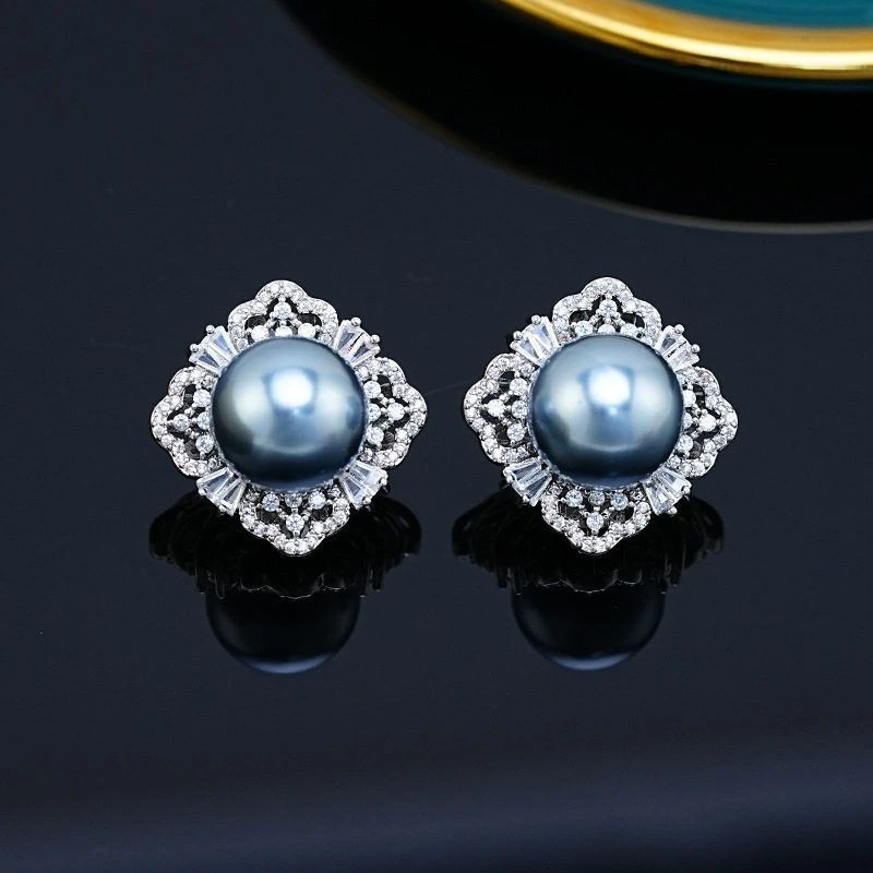 铜合金仿珍珠耳饰 轻奢高级感气质耳钉百搭耳环简约经典精致优雅