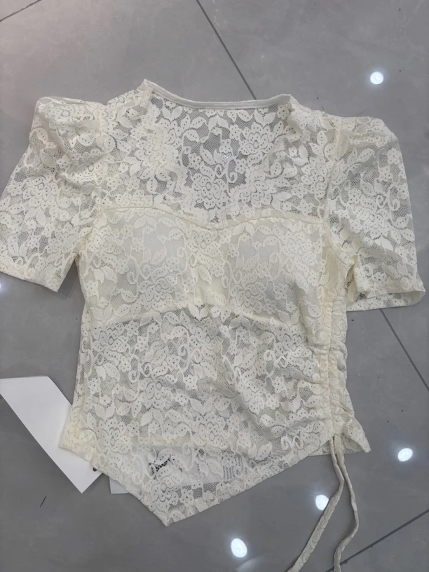 性感v领蕾丝设计感小衫