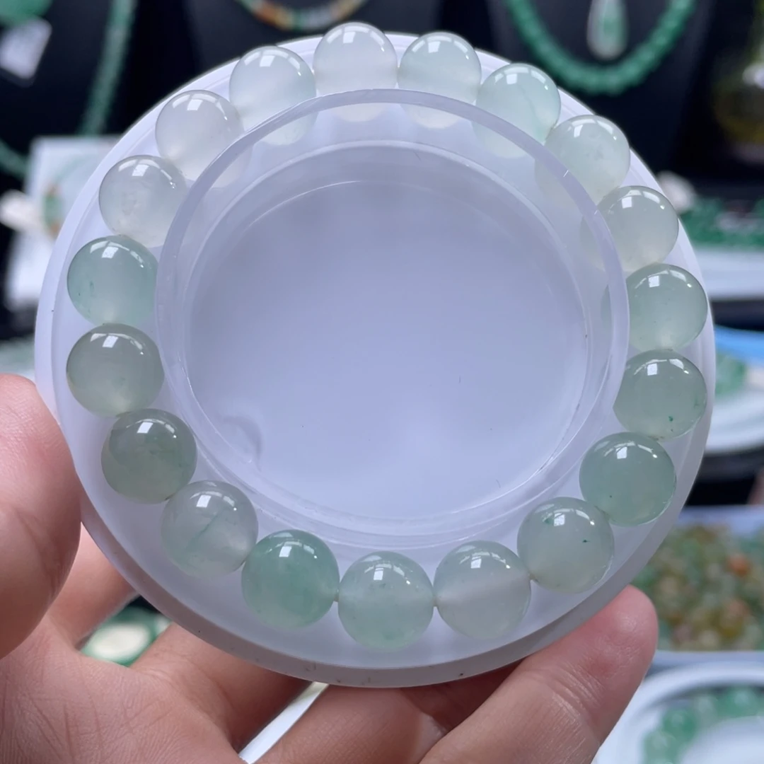 石英质玉（非洲翠）未镶嵌手链高冰