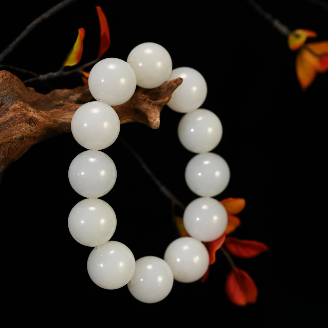 lot8870 2512060093和田玉白玉手串珠径20/保利