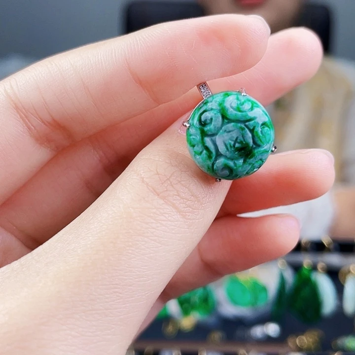 翡翠戒指银S925镶嵌饰品