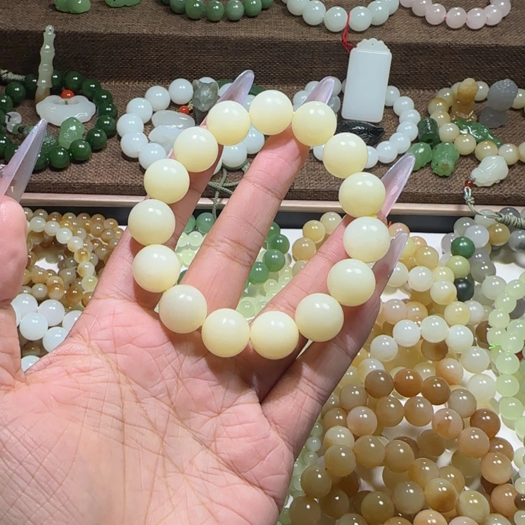 和田玉未镶嵌手链