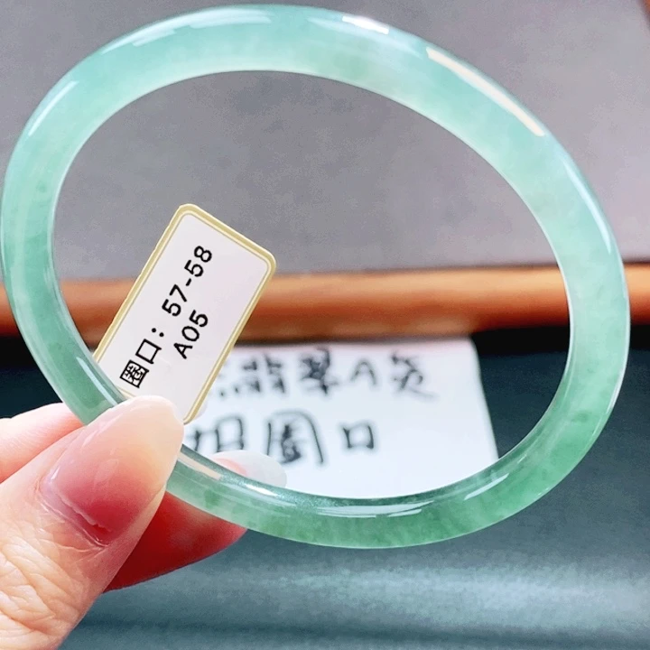 翡翠未镶嵌手镯翡翠手镯89