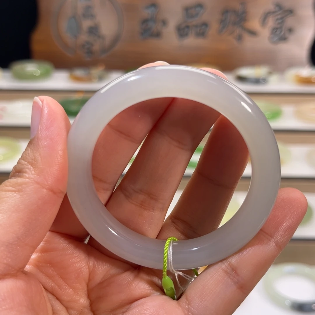 和田玉未镶嵌手镯冰仙紫